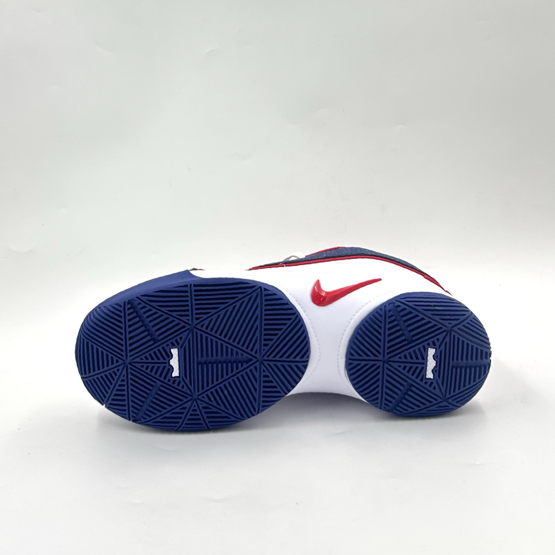 Nike Lebron 22 (USA PE)