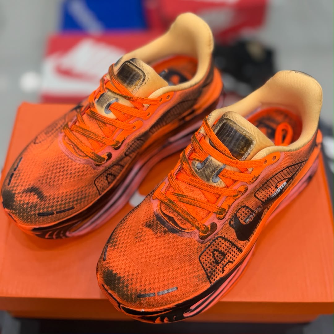Nike Vomero 18 Premium
