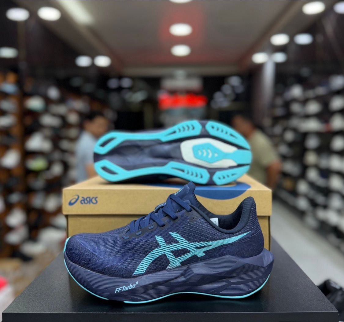 Asics Novablast 6