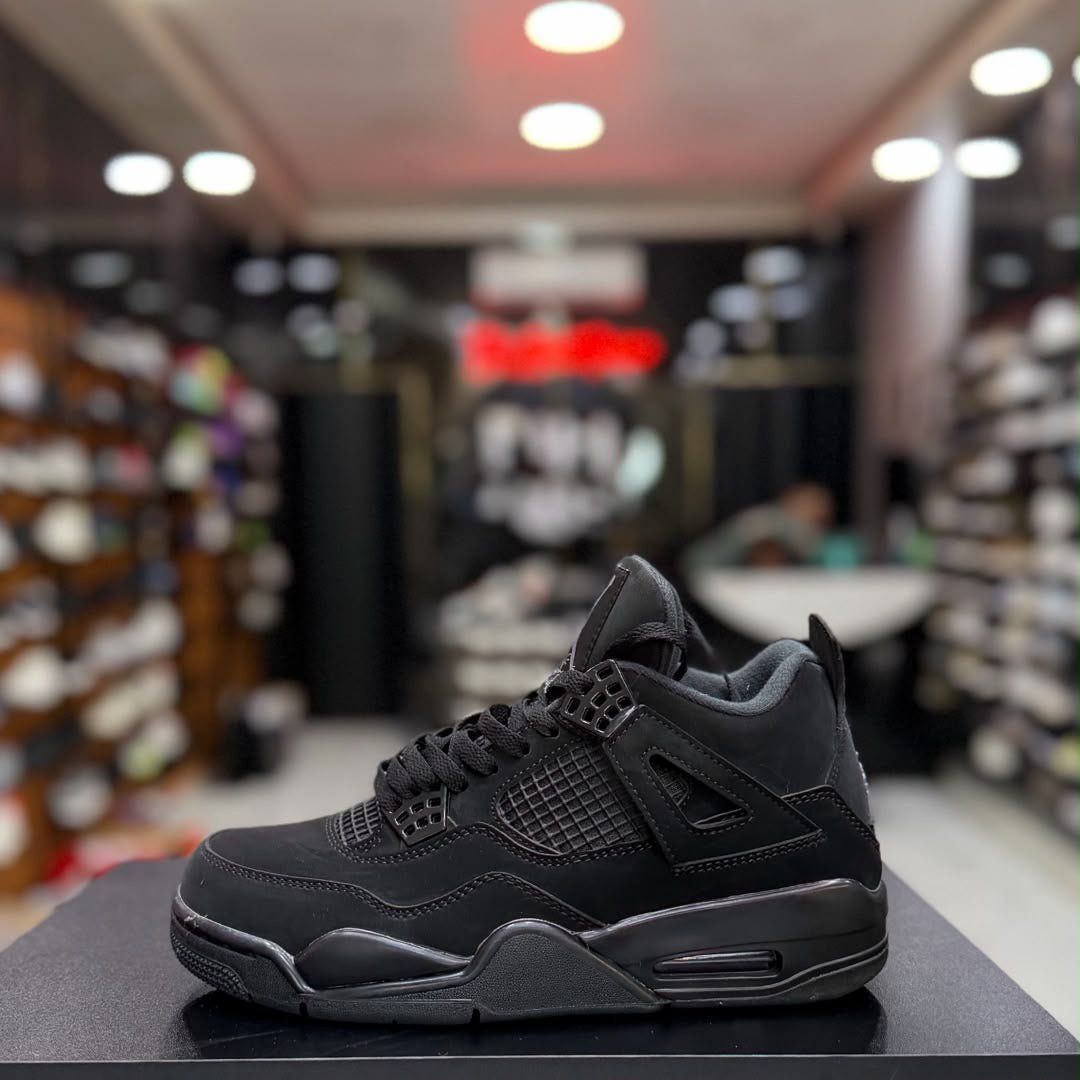 Air Jordan 4 Black Cat