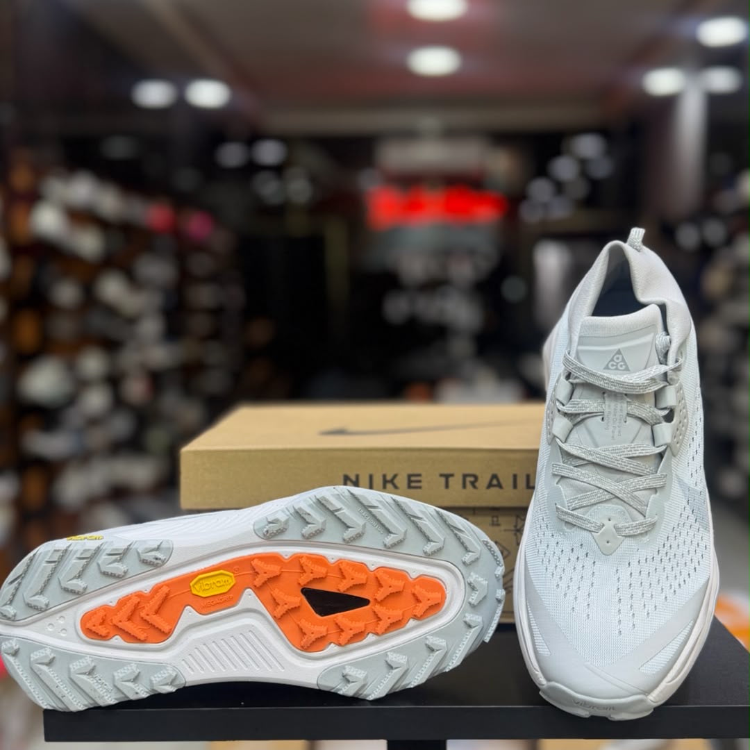 Nike ACG Zegama Trail