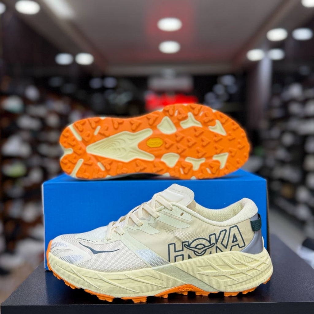 Hoka Speedgoat 7