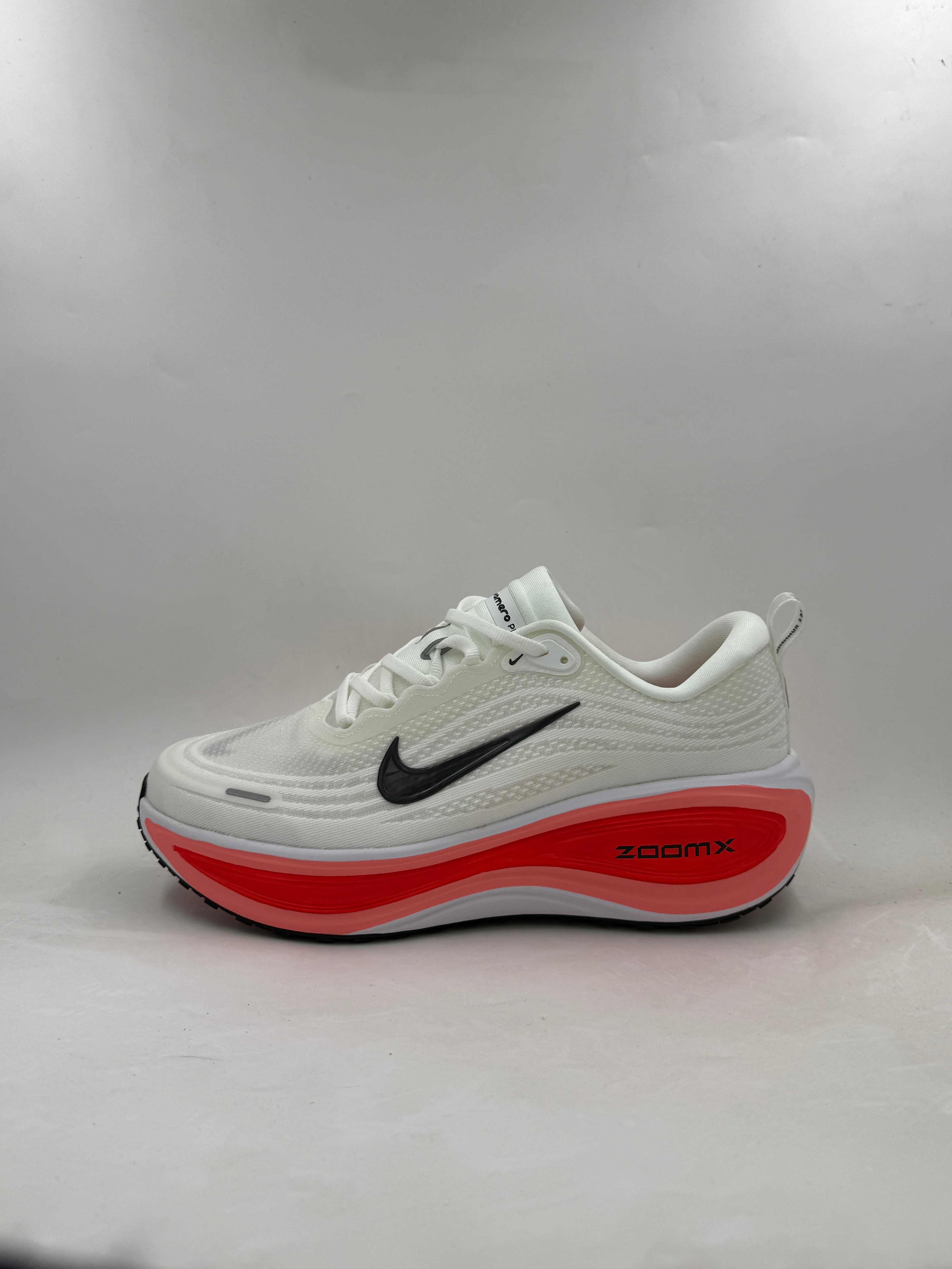 Nike Vomero 18 Plus