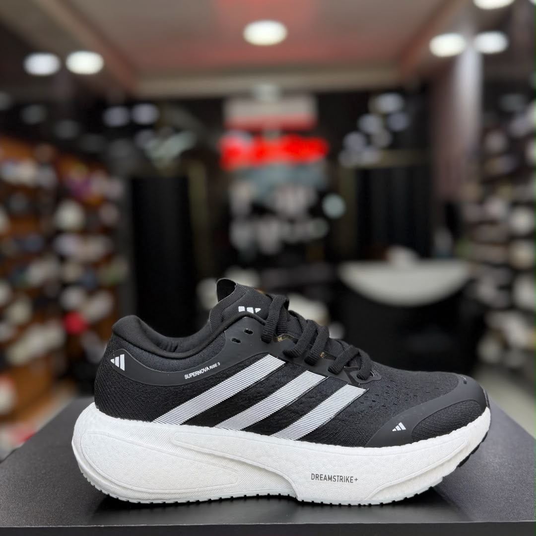 Adidas Supernova