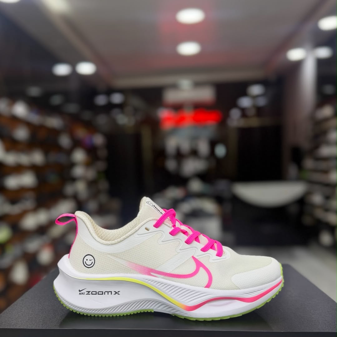 Nike Zoom x Smiley