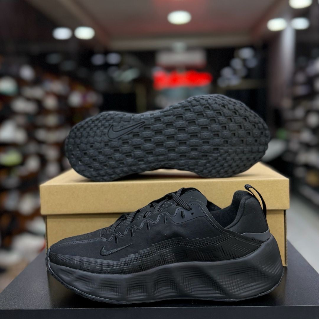 Nike Ava Edge