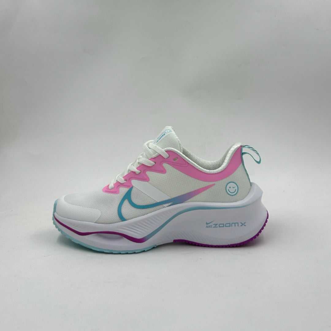 Nike Zoom Smiley