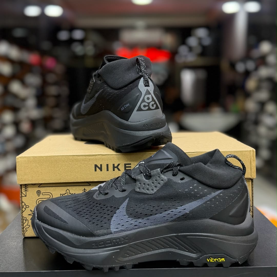 Nike ACG Zegama Trail