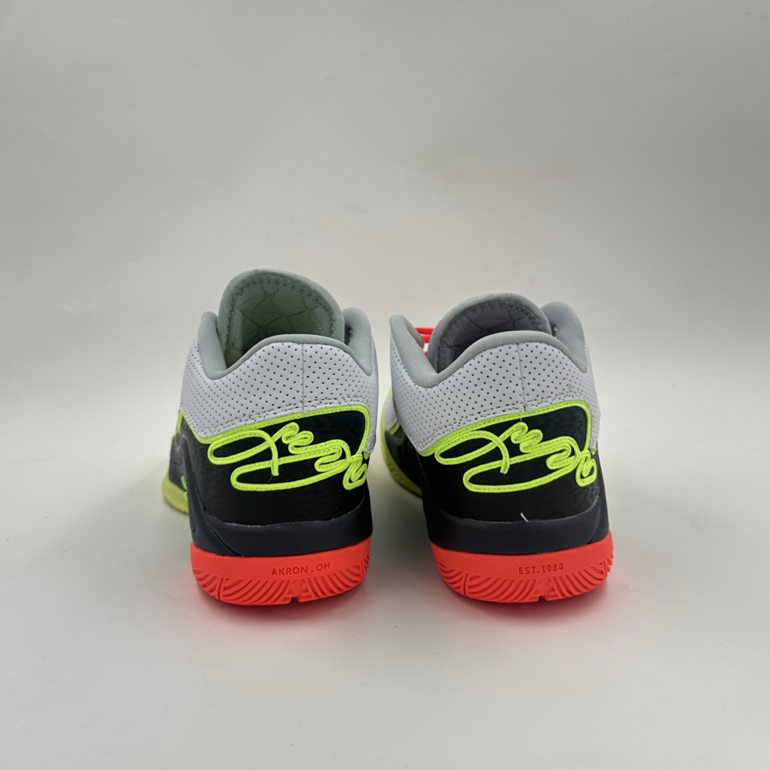 Nike Lebron 22 (Ep Moonlight)