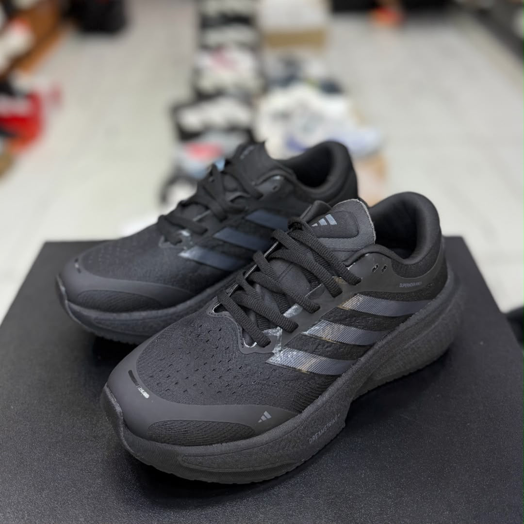 Adidas Supernova