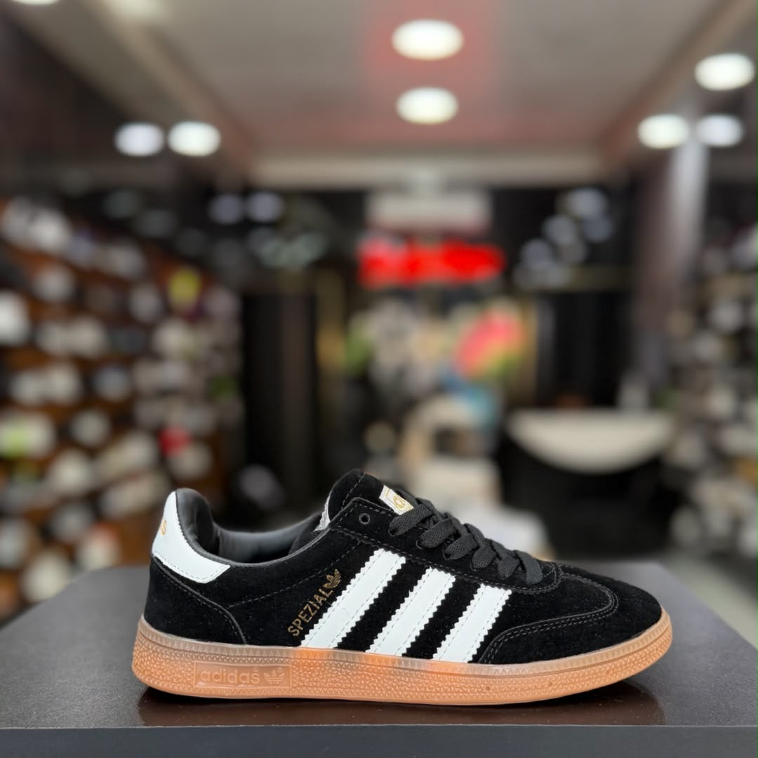 Adidas Spezial