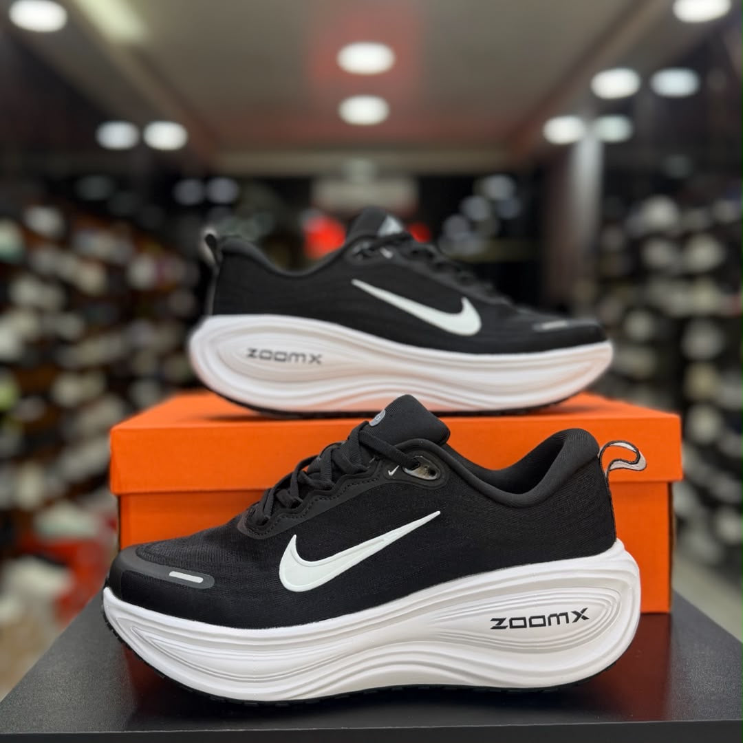Nike Vomero 18 Plus