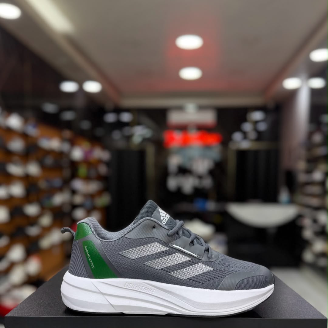 Adidas duramo