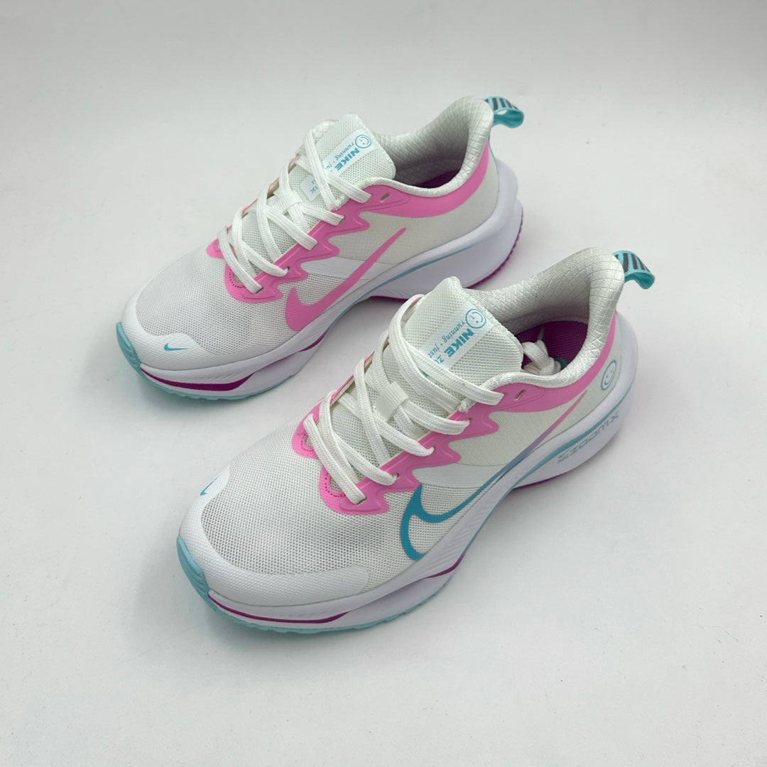 Nike Zoom Smiley