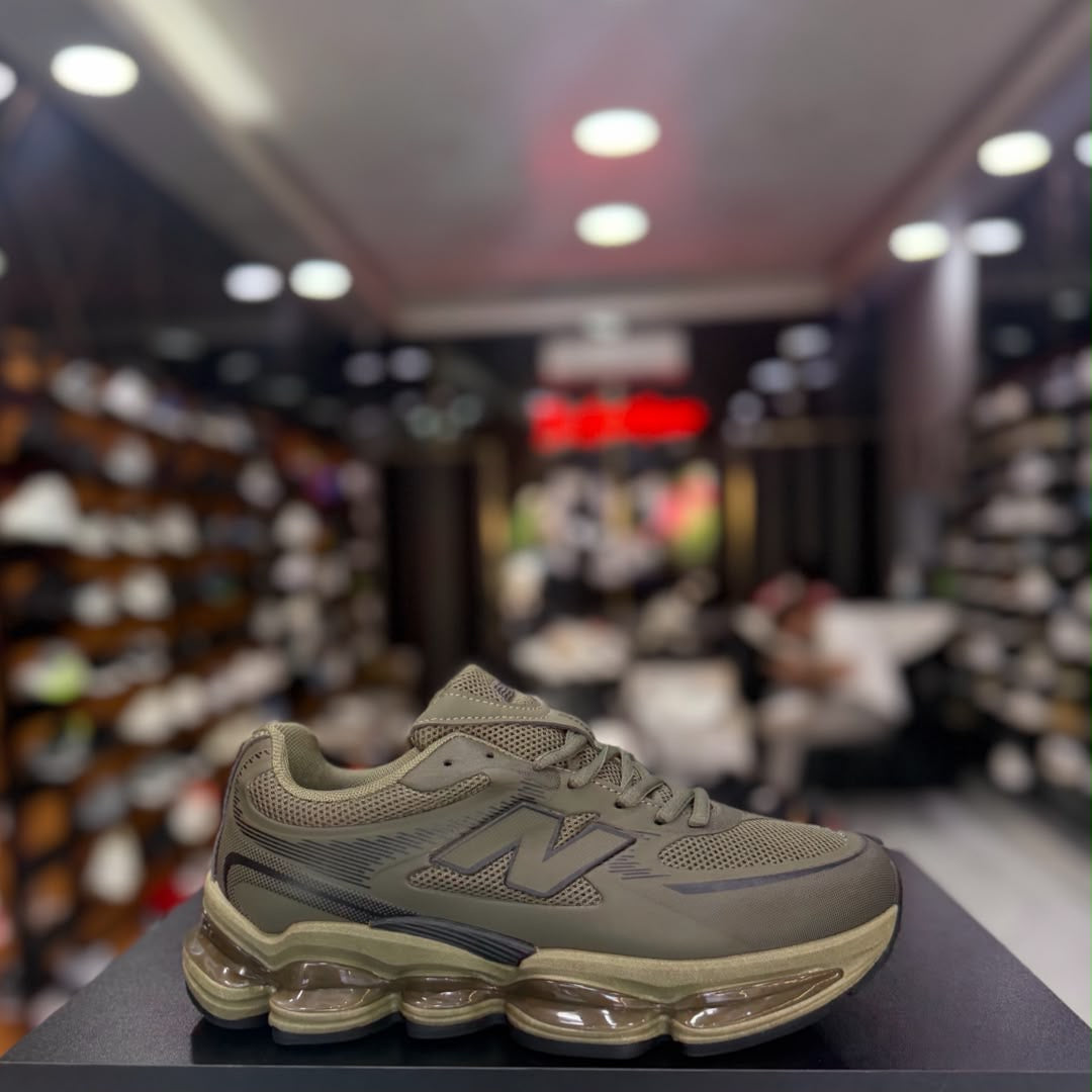 New Balance 2000