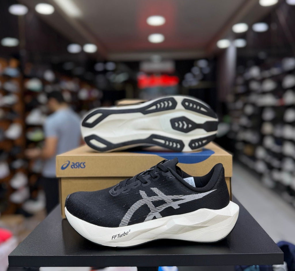 Asics Novablast 6