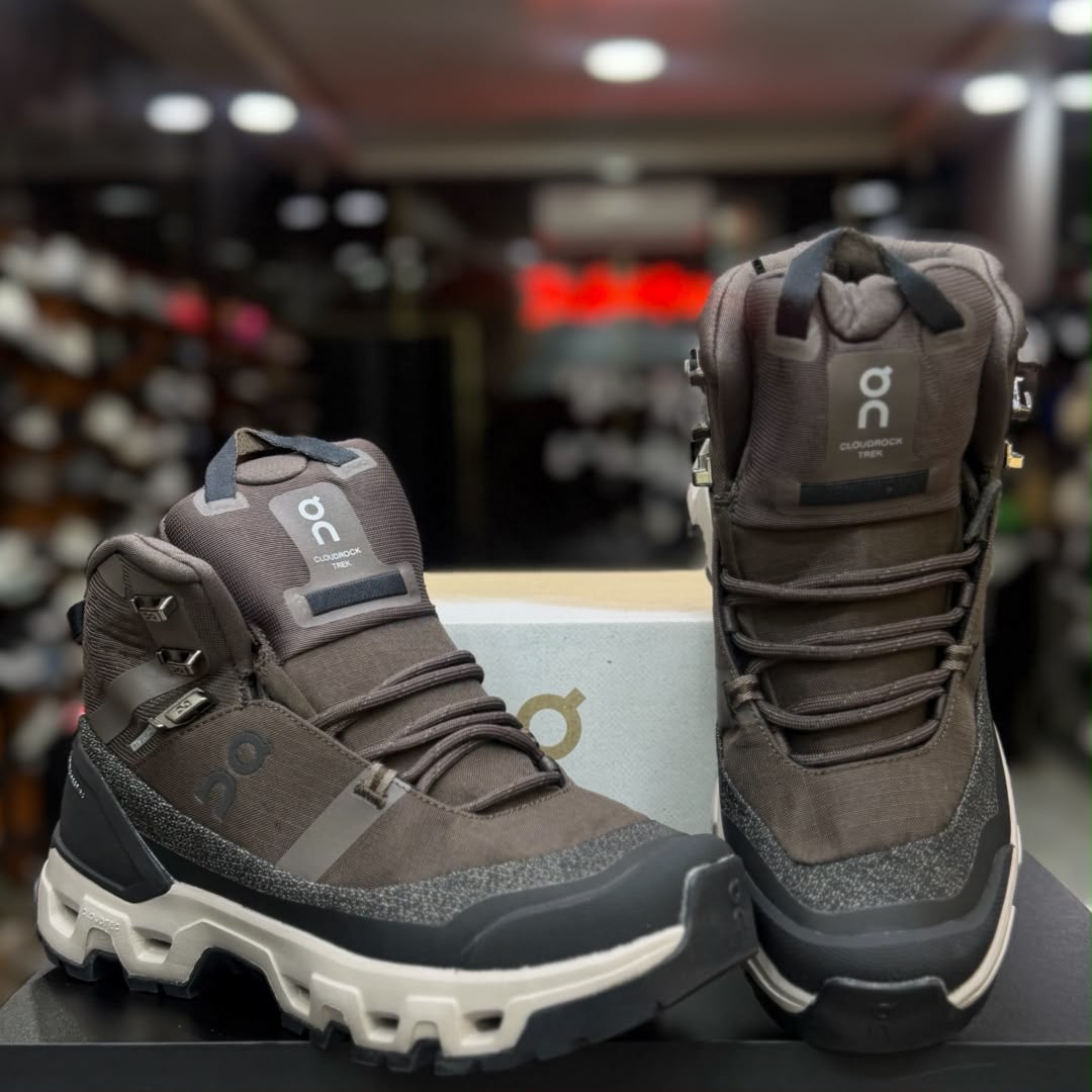 On Cloudrock Trek Waterproof