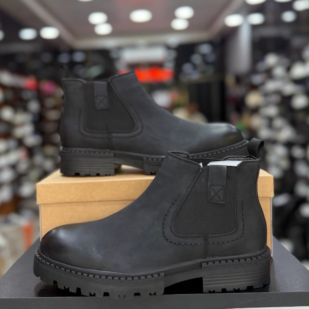 Zara Chelsea Boots