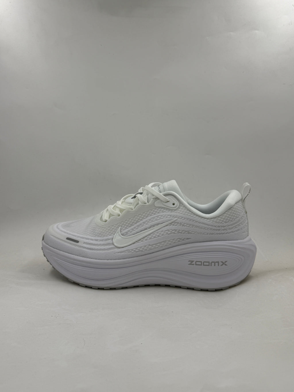 Nike Vomero 18 Plus