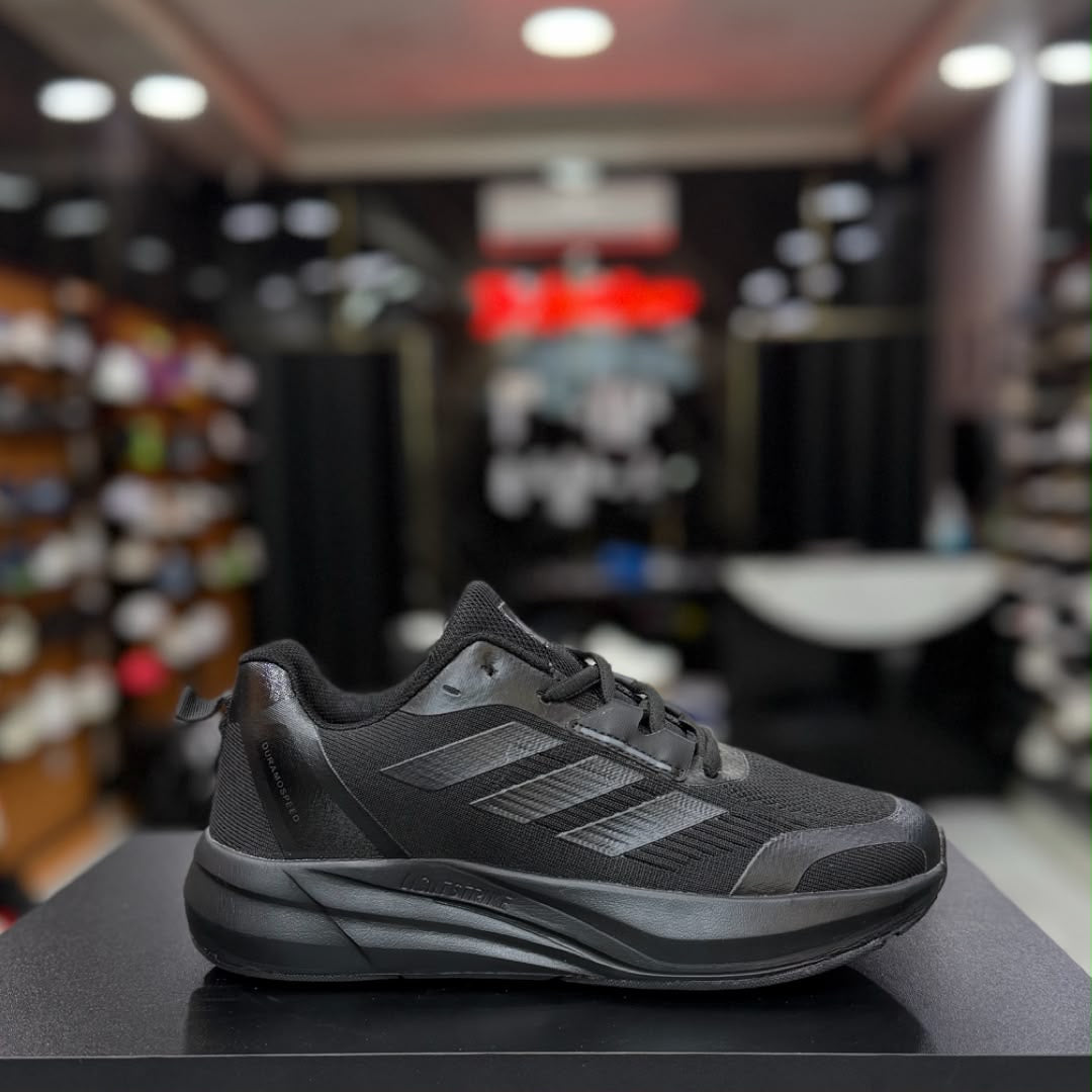 Adidas duramo
