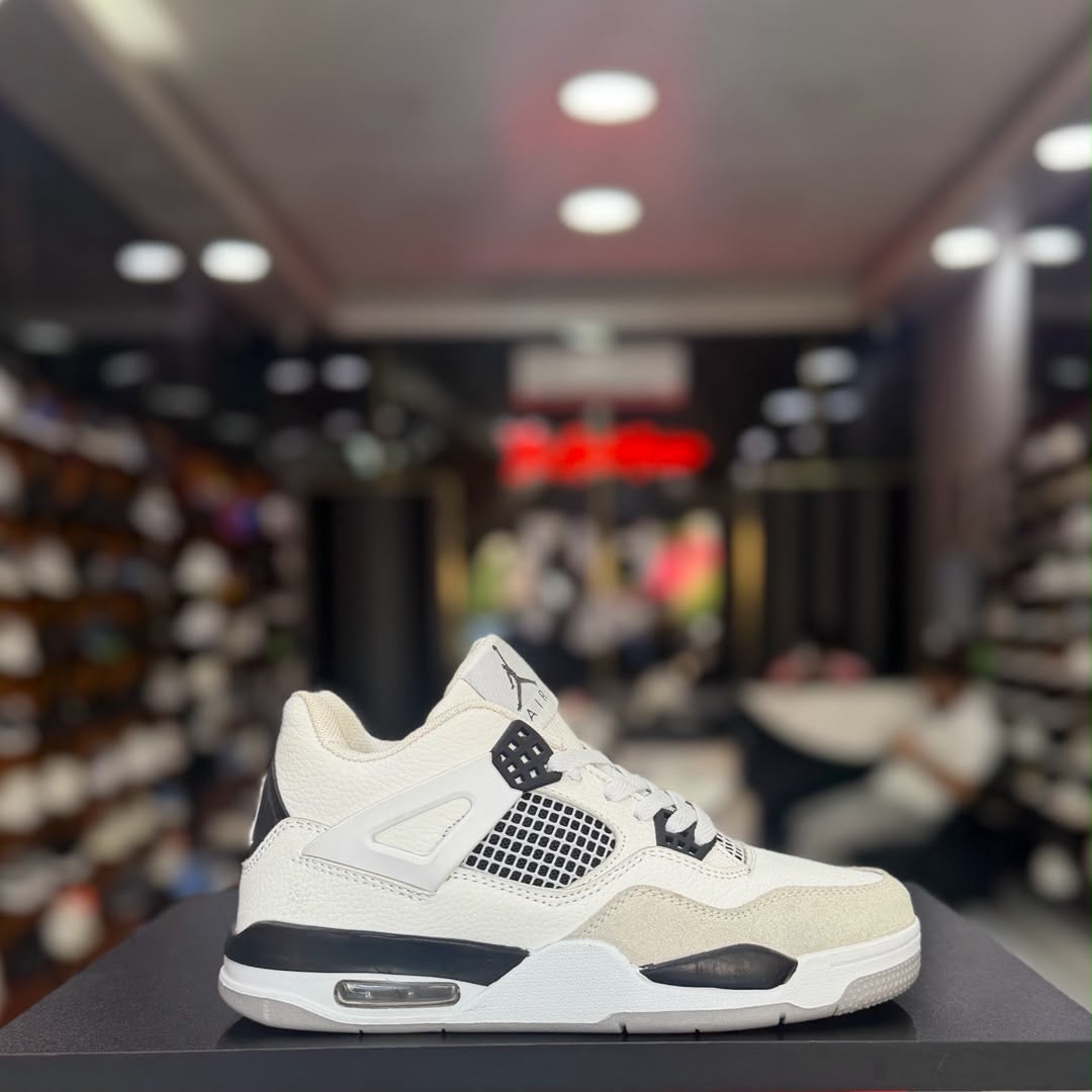 Jordan 4