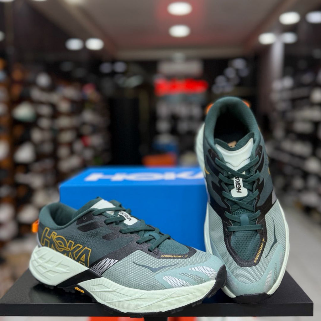 Hoka Speedgoat 7